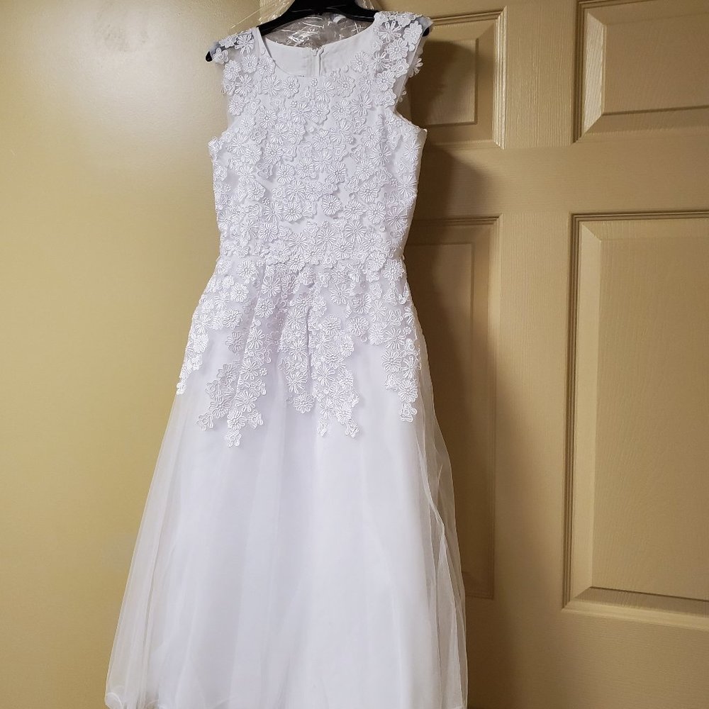 Falling Flowers Girls Formal white Dress